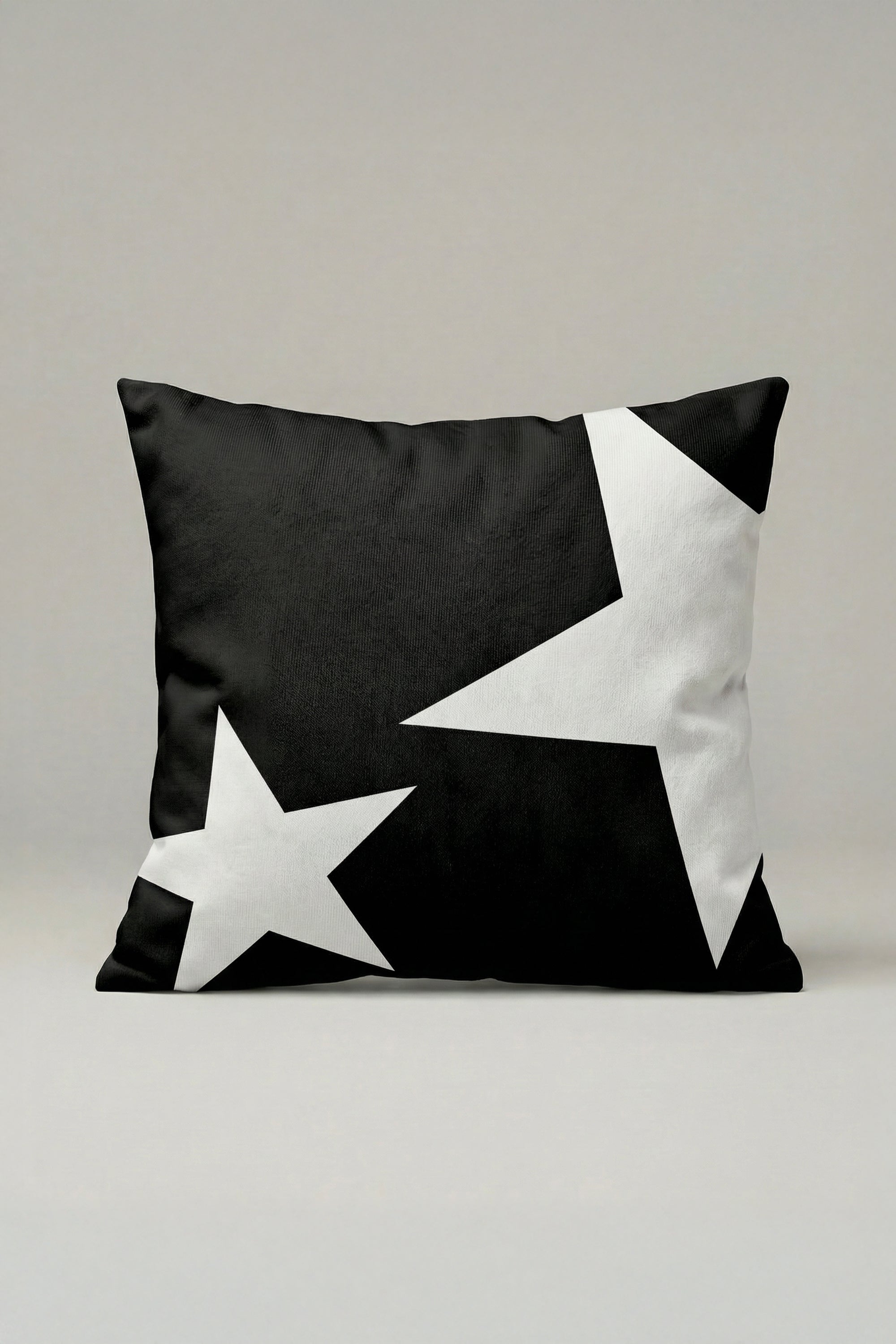 Modern Siyah Beyaz Desenli Kırlent Kılıfı 029 – 45x45 cm Dekoratif Yastık Kılıfı