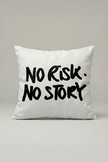 No Risk No Story Yazılı Dekoratif Kırlent Kılıfı 067 – Motivasyon Temalı Modern Tasarım 45x45 cm