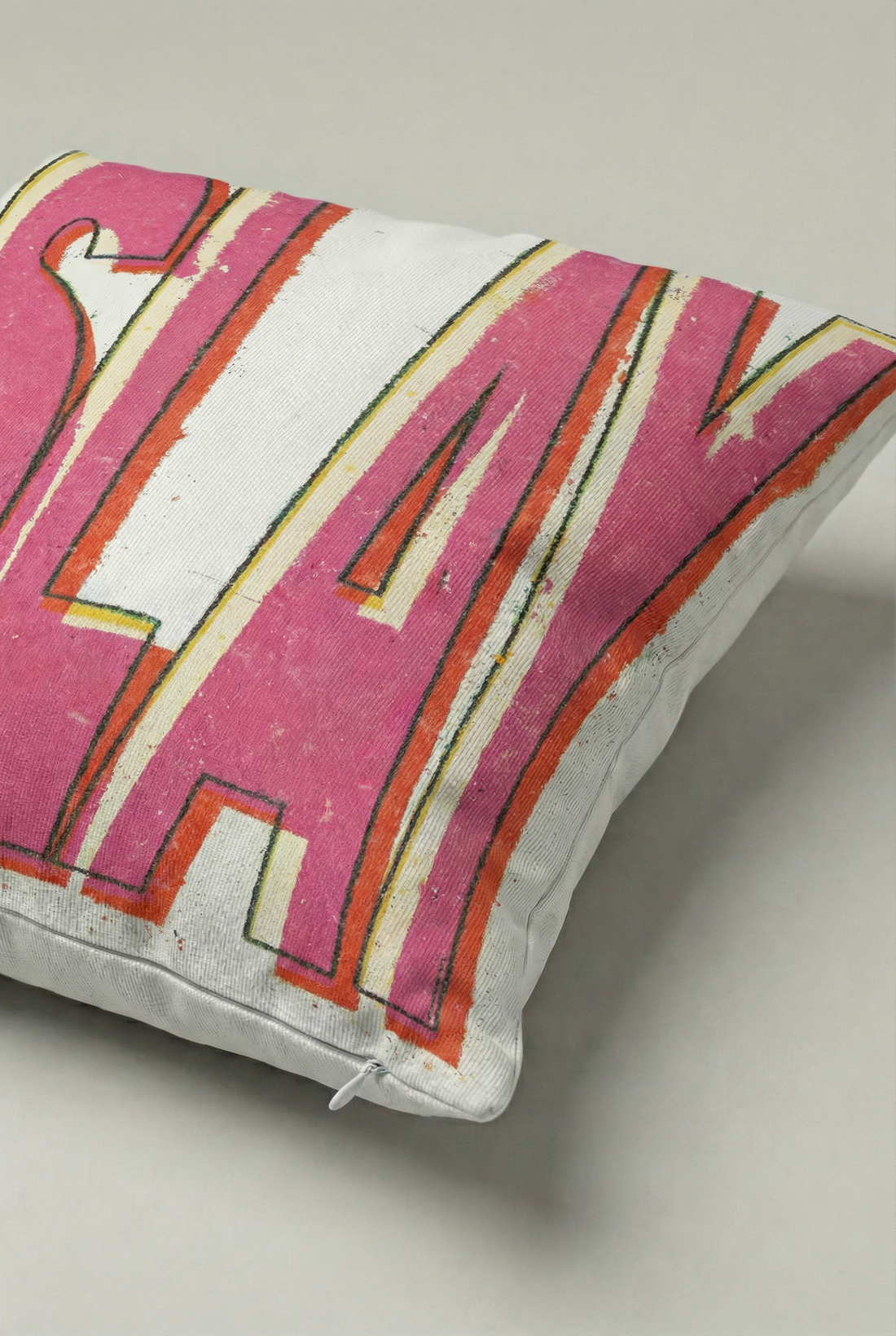 SLAY Tipografik Dekoratif Kırlent Kılıfı 081 – Modern & Pop Art Tasarım 45x45 cm