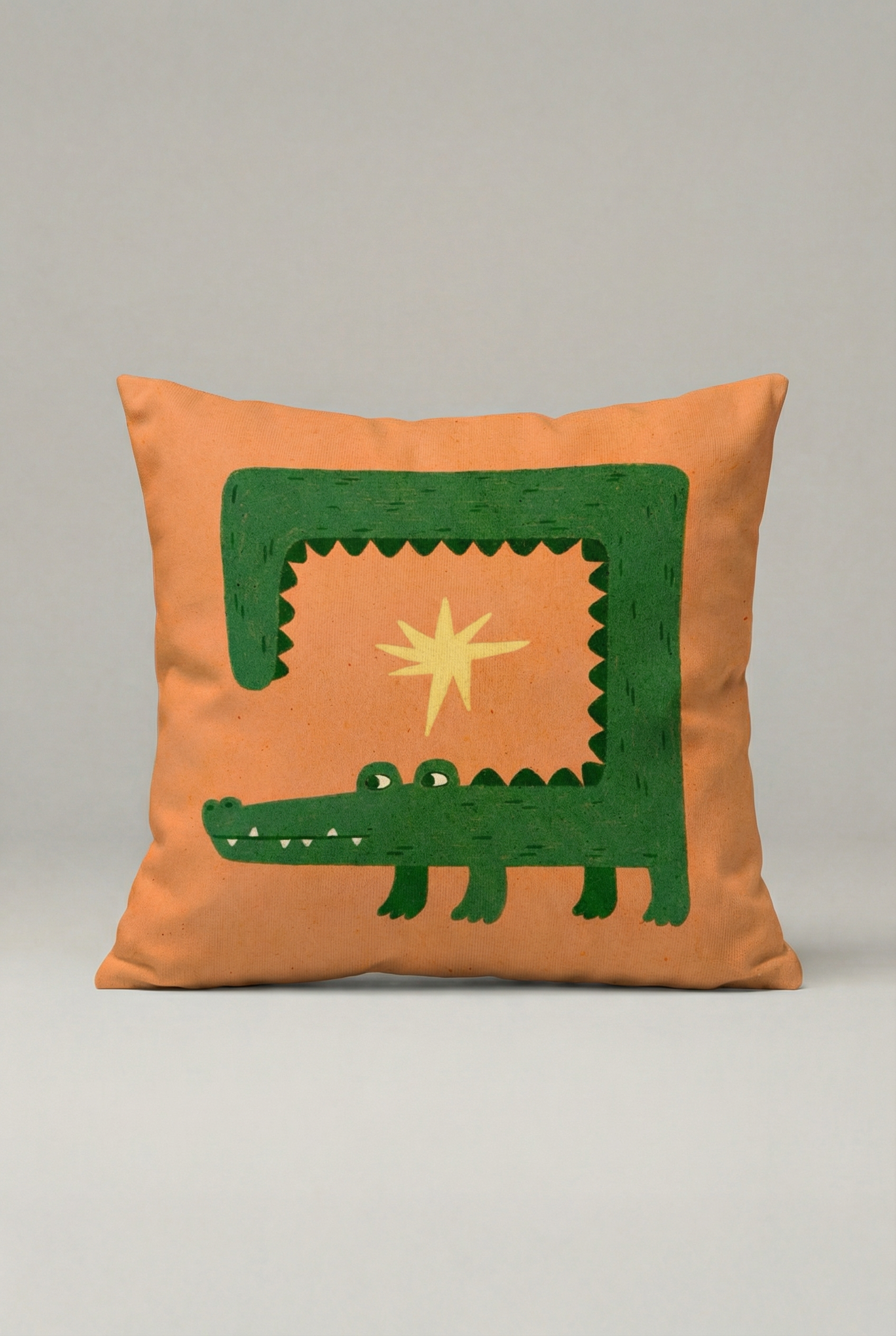 Timsah Desenli Dekoratif Kırlent Kılıfı 099 – Modern Çocuk Odası Konseptli 45x45 cm