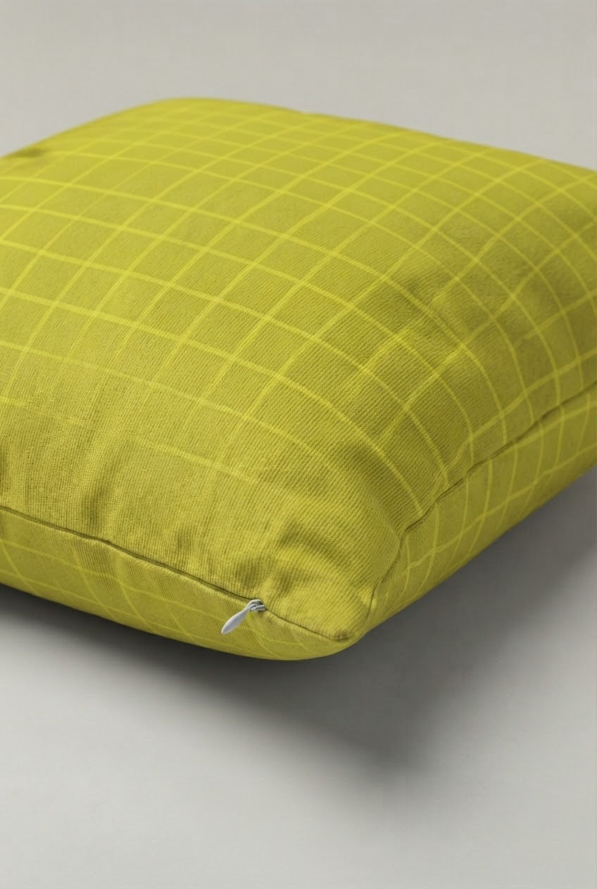 Fıstık Yeşili İnce Kareli Kırlent Kılıfı 105 – Lime Grid Tasarım 45x45 cm ürün görseli 2