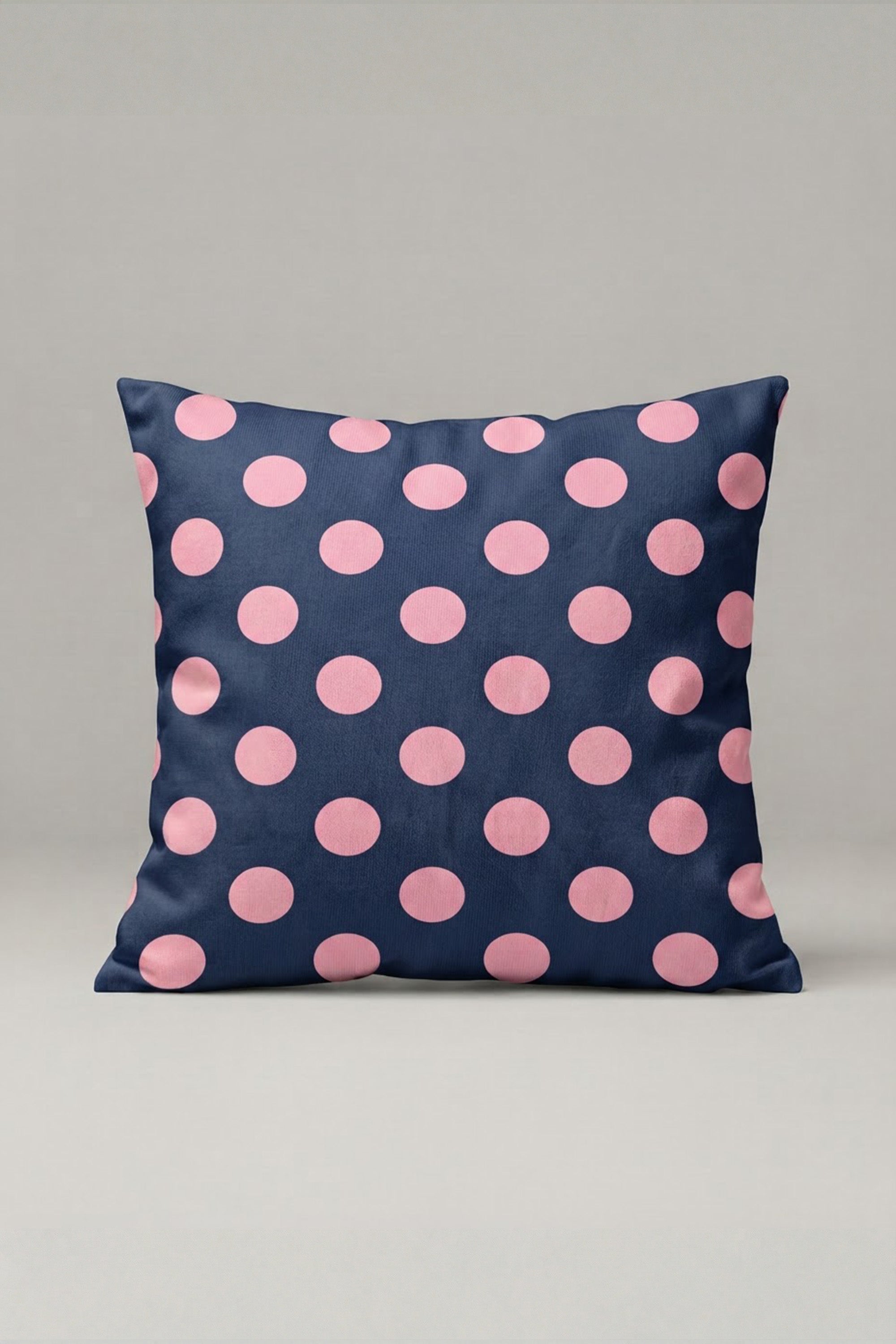 Lacivert Pembe Puantiyeli Kırlent Kılıfı 117 – Navy Candy Dots Tasarım 45x45 cm ürün görseli 1