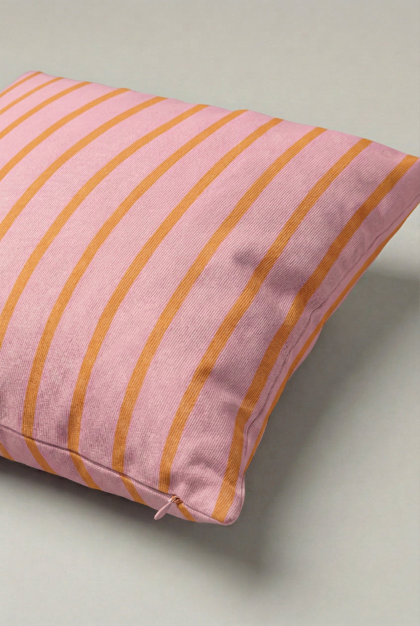 Pembe Turuncu Dikey Çizgili Kırlent Kılıfı 120 – Sunset Stripe Tasarım 45x45 cm ürün görseli 2