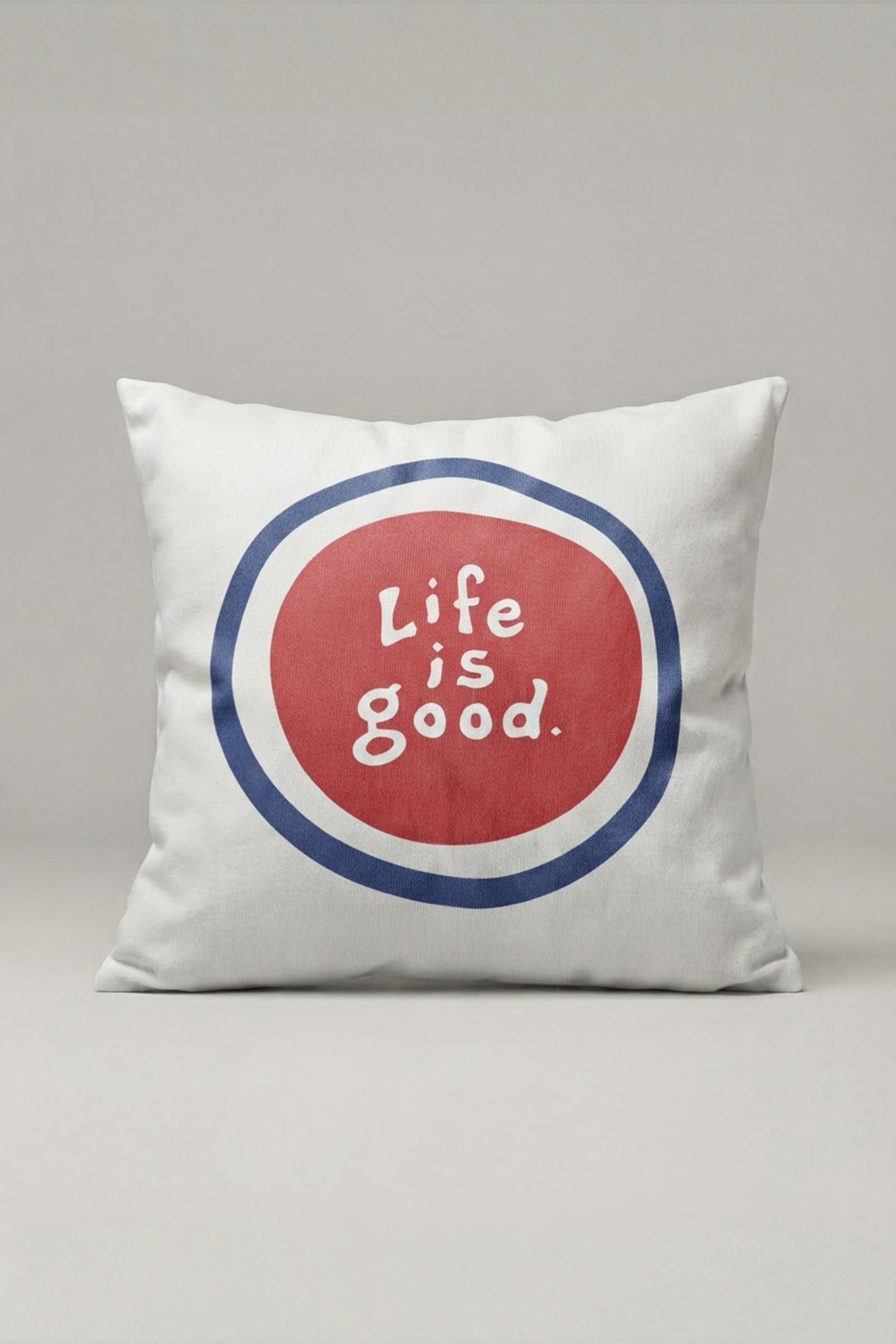 Life Is Good Yazılı Retro Rozetli Kırlent Kılıfı 121 – Good Life Badge Tasarım 45x45 cm ürün görseli 1