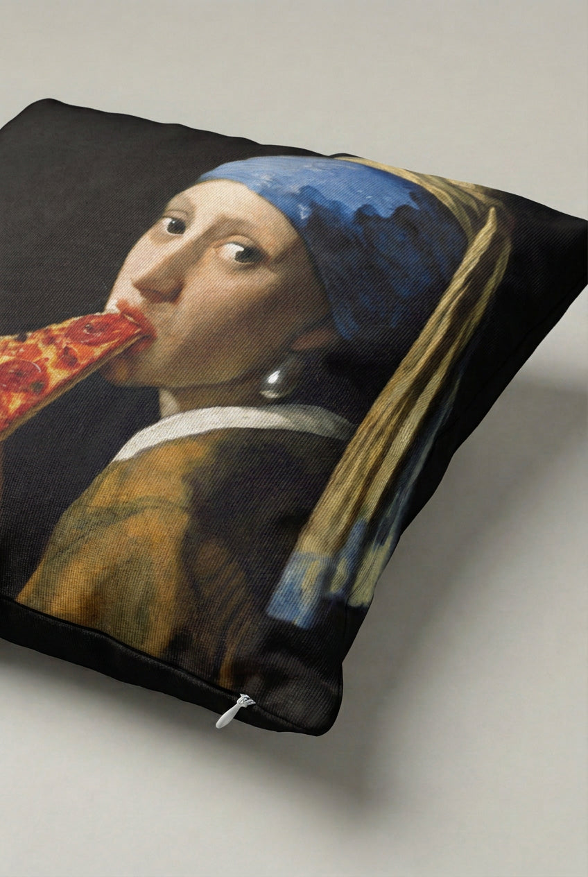 İnci Küpeli Kız ve Pizza Desenli Kırlent Kılıfı 123 – Pizza Pearl Girl Tasarım 45x45 cm ürün görseli 2