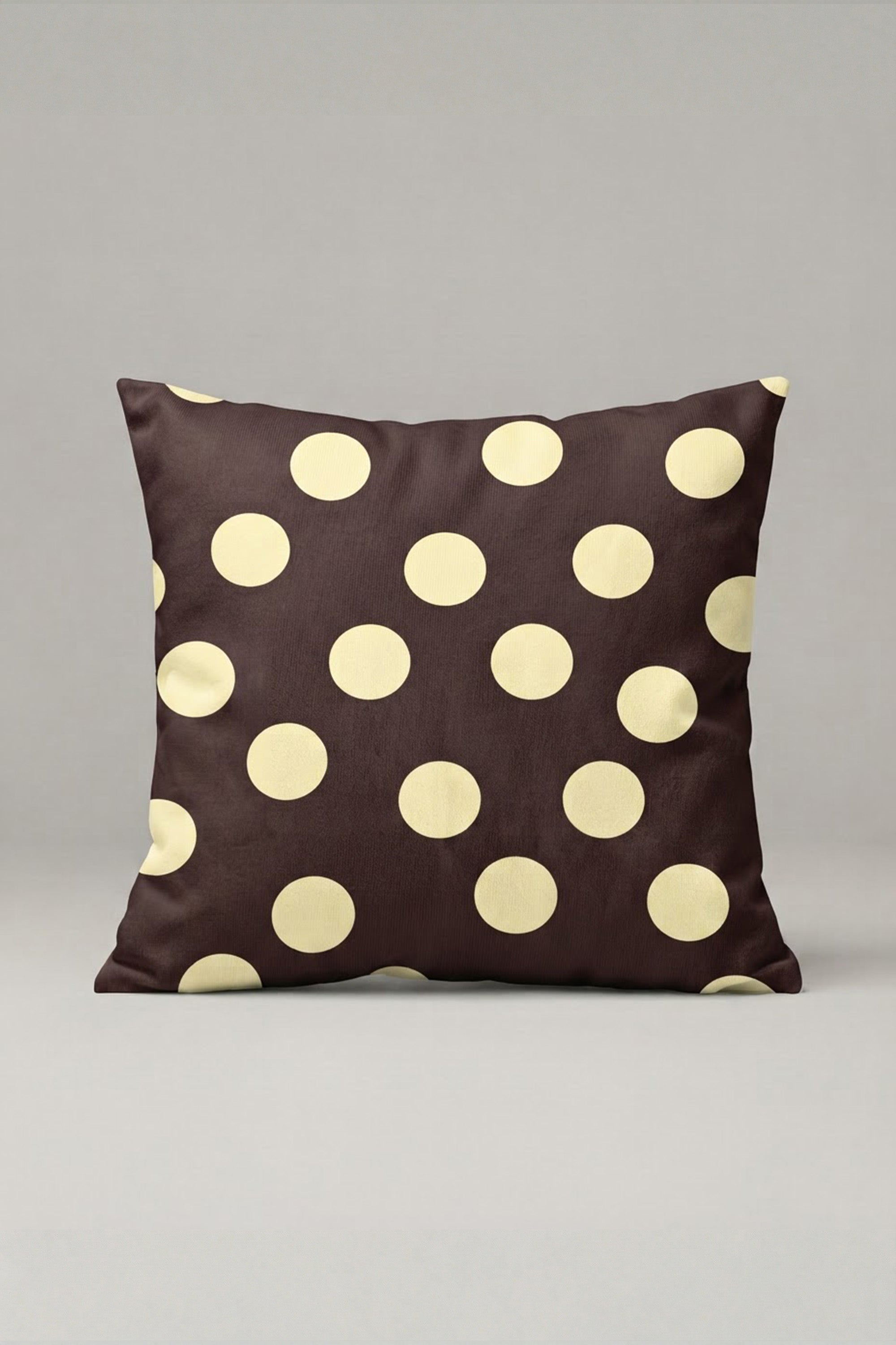Kahverengi Krem Puantiyeli Kırlent Kılıfı 129 – Mocha Dots Tasarım 45x45 cm ürün görseli 1