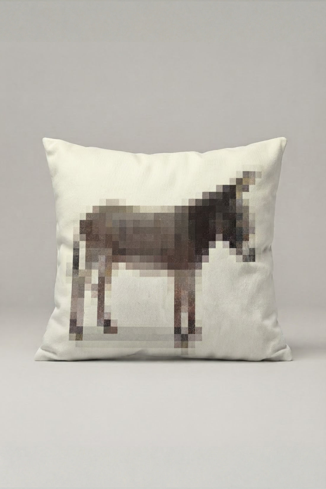 Piksel Eşek Desenli Kırlent Kılıfı 133 – Pixel Donkey Tasarım 45x45 cm ürün görseli 1