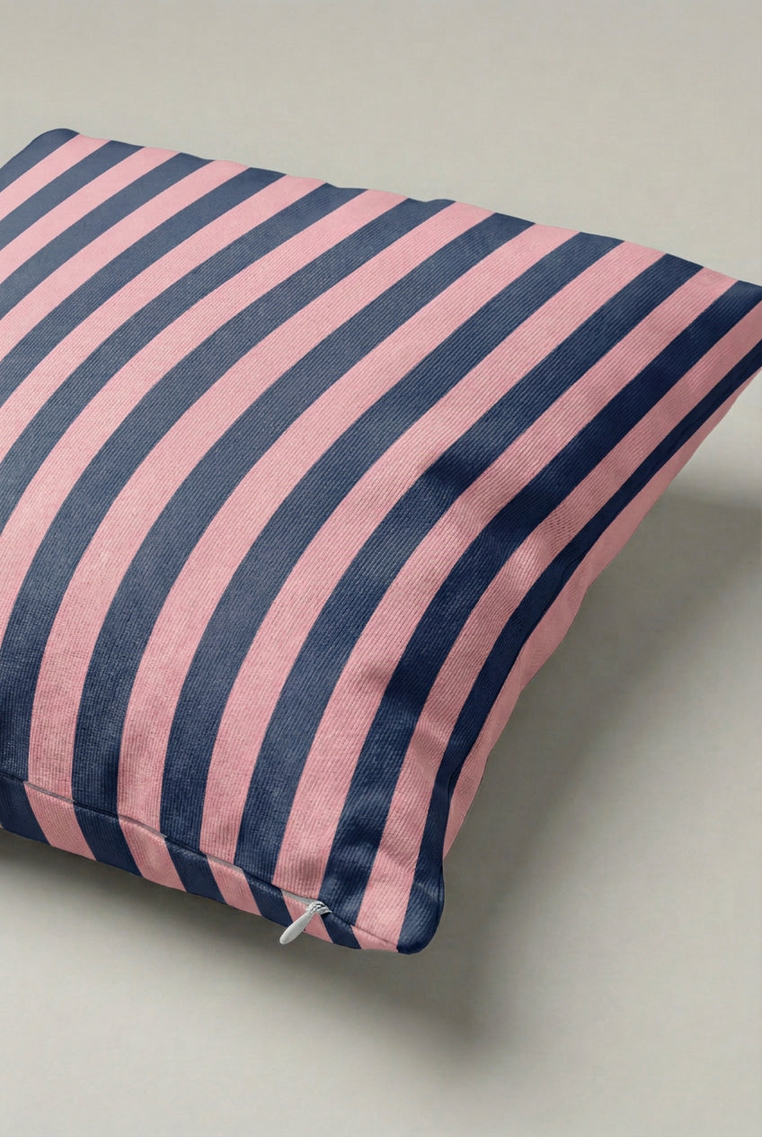 Lacivert Pembe Dikey Çizgili Kırlent Kılıfı 136 – Preppy Navy Stripe Tasarım 45x45 cm ürün görseli 2