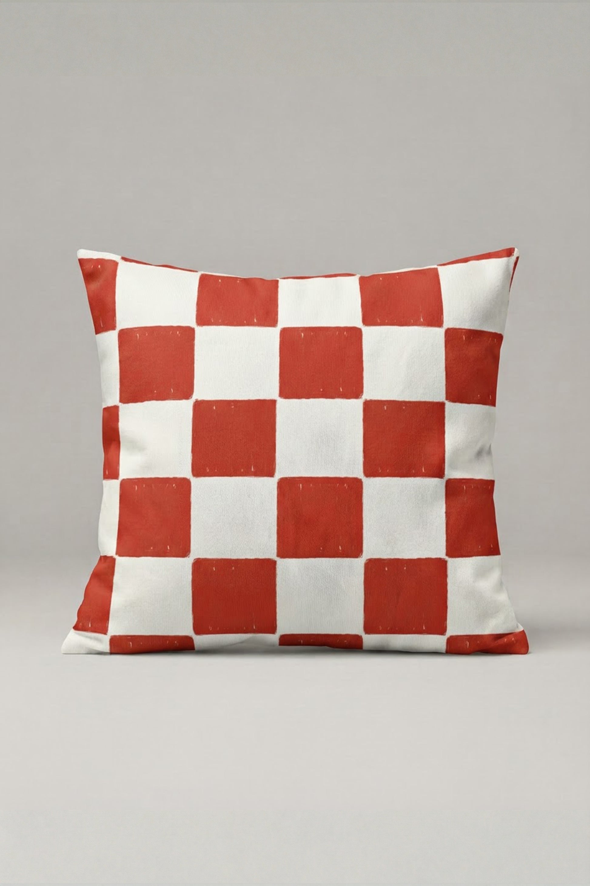 Kırmızı Krem Dama Desenli Kırlent Kılıfı 139 – Red Bistro Checker Tasarım 45x45 cm ürün görseli 1