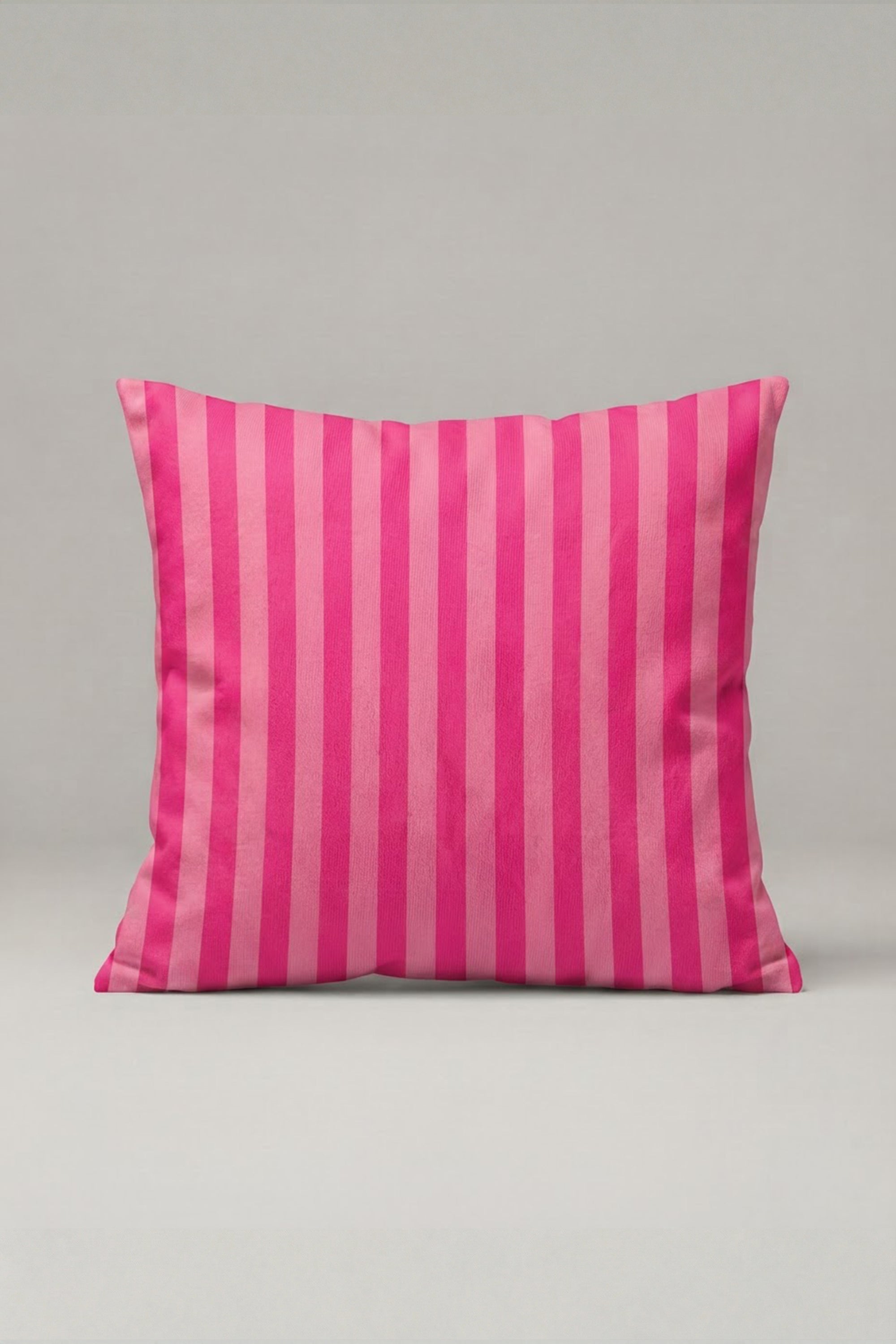 Fuşya Pembe Dikey Çizgili Kırlent Kılıfı 144 – Bold Pink Stripe Tasarım 45x45 cm ürün görseli 1
