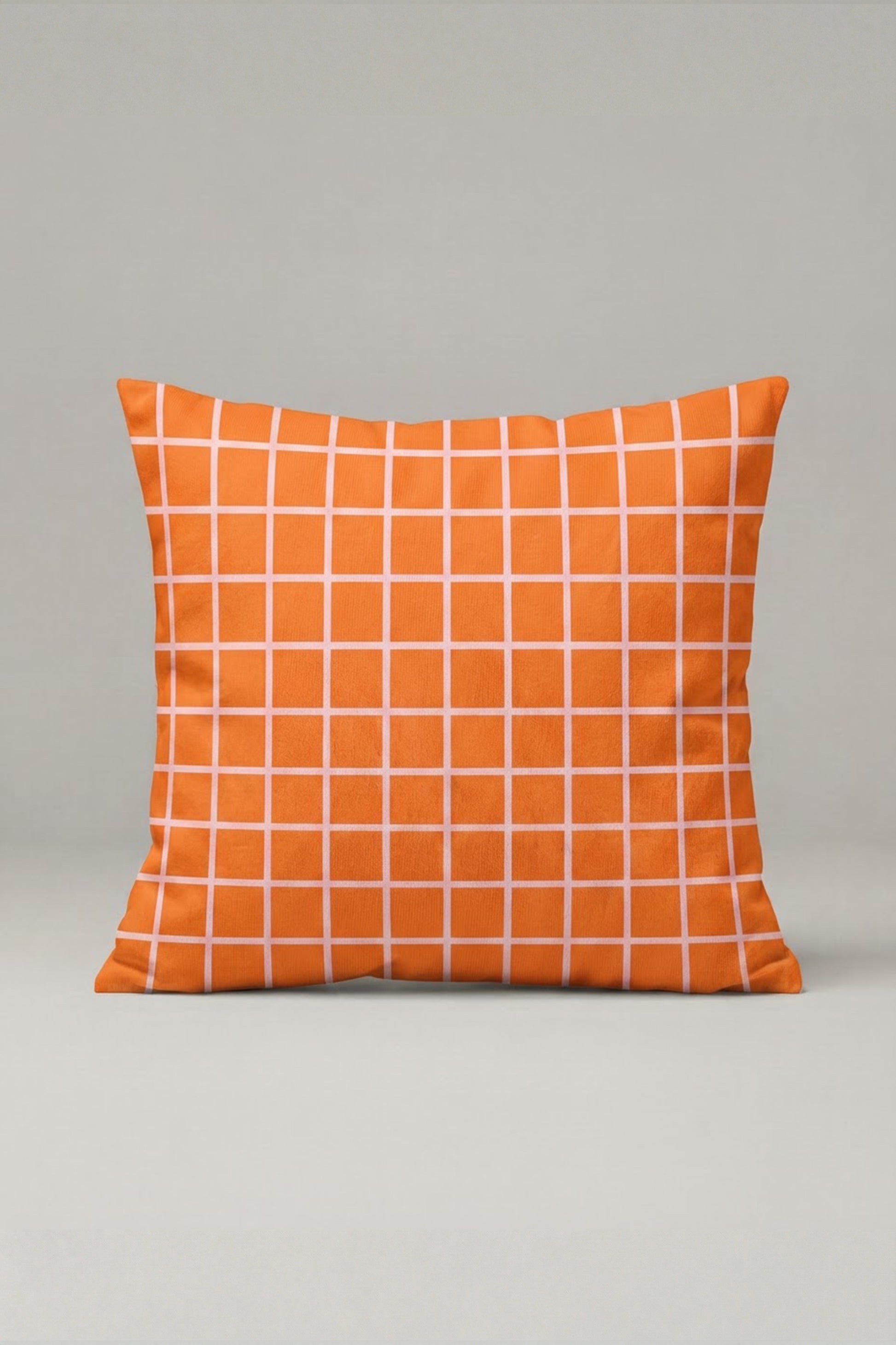 Turuncu Beyaz Kareli Kırlent Kılıfı 165 – Tangerine Grid Tasarım 45x45 cm ürün görseli 1