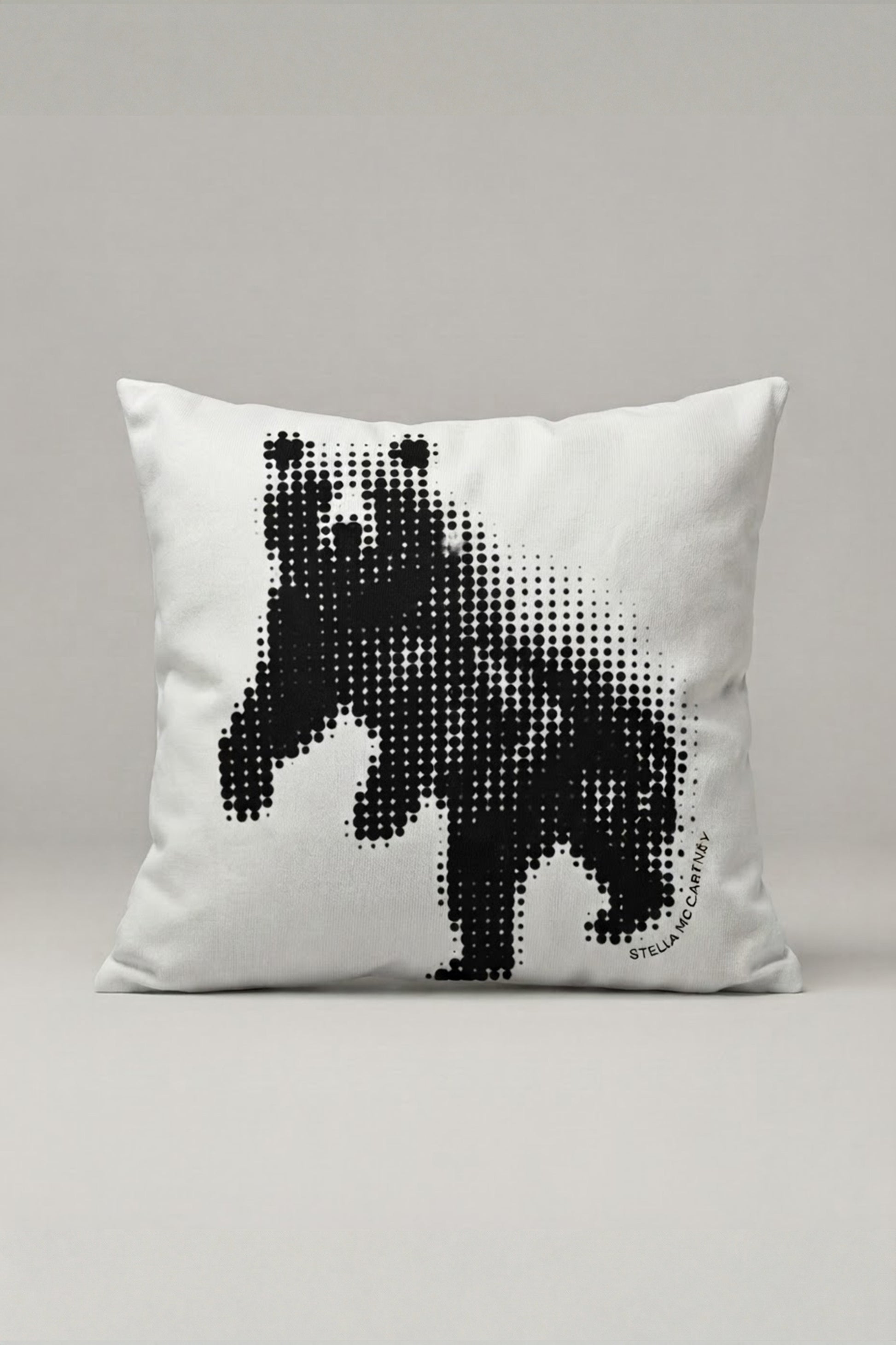 Piksel Siyah Kedi Desenli Kırlent Kılıfı 168 – Pixel Black Cat Tasarım 45x45 cm ürün görseli 1