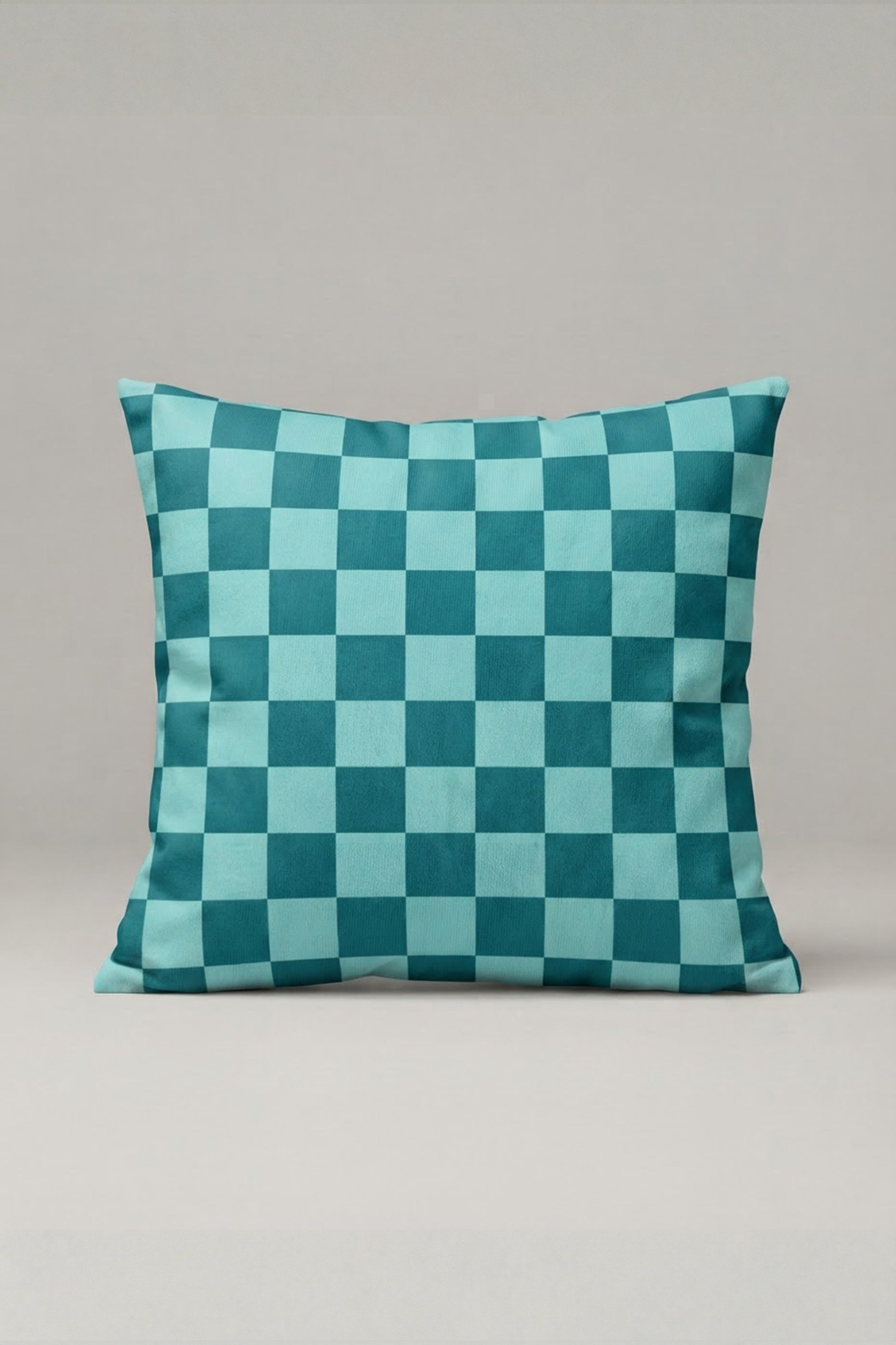 Turkuaz Koyu Mavi Dama Desenli Kırlent Kılıfı 182 – Aqua Checker Tasarım 45x45 cm ürün görseli 1