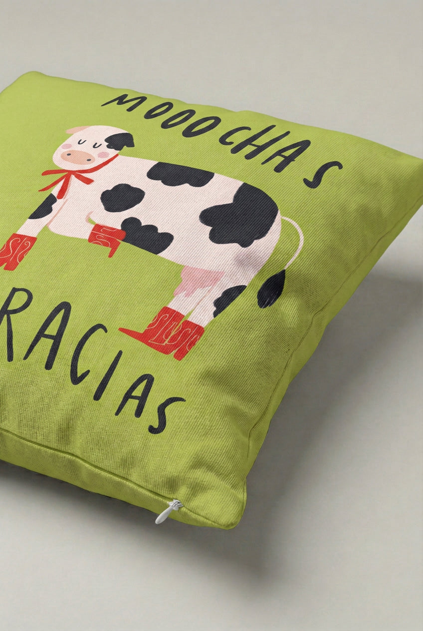Yeşil Zemin İnek ve Gracias Yazılı Kırlent Kılıfı 185 – Gracias Cow Tasarım 45x45 cm ürün görseli 2
