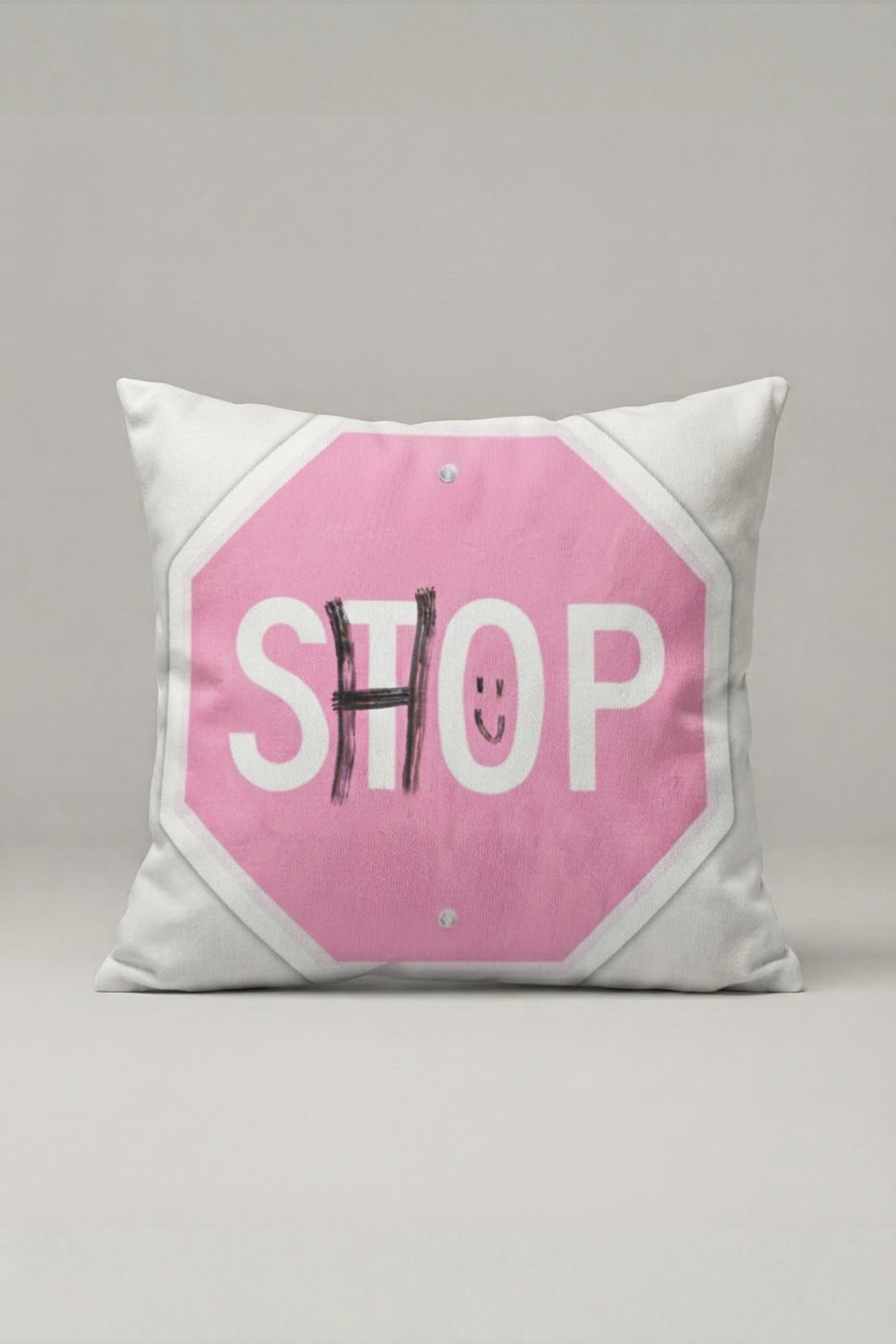 Pembe Stop Tabelası Desenli Kırlent Kılıfı 186 – Pink Stop Sign Tasarım 45x45 cm ürün görseli 1