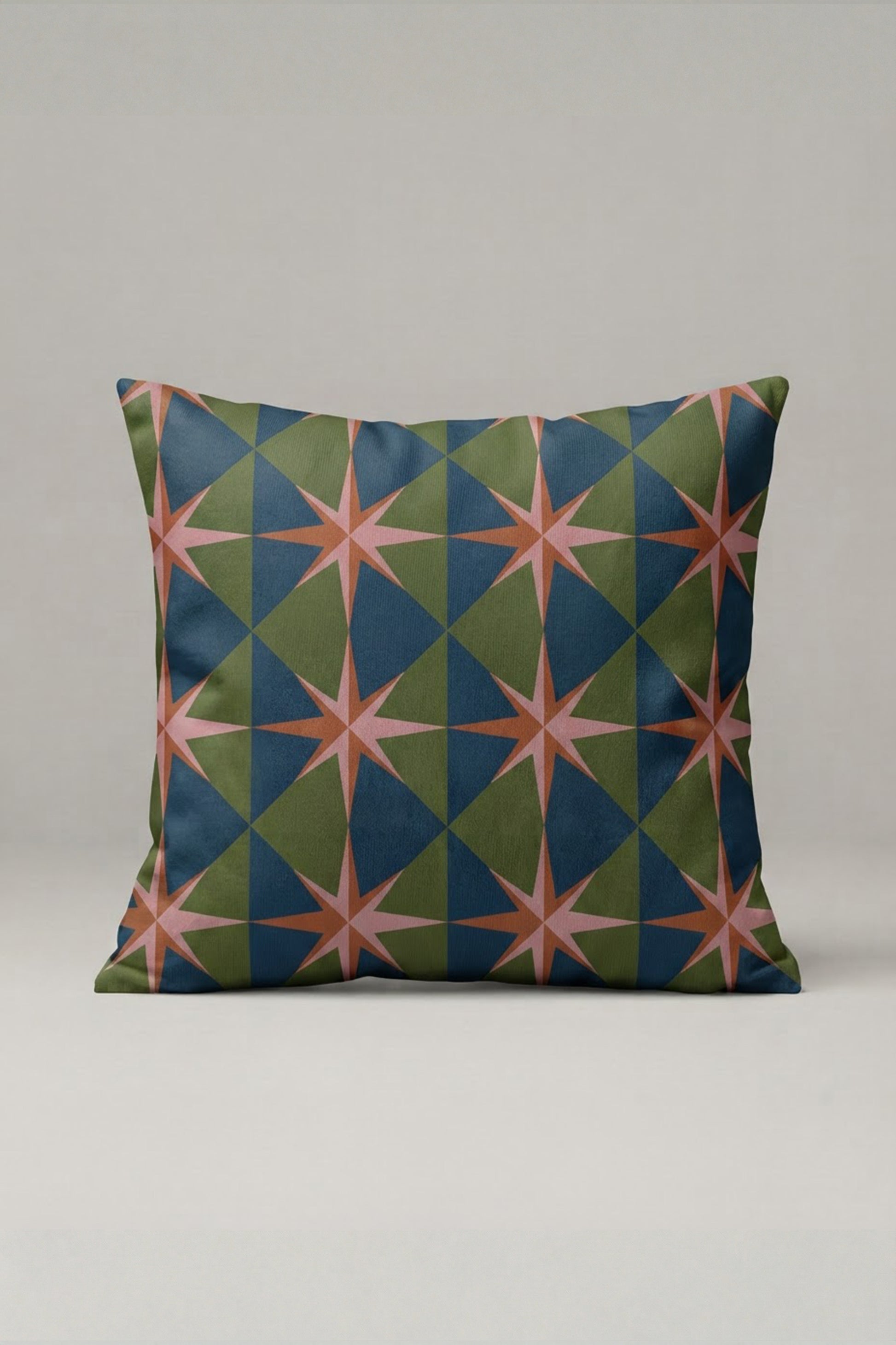 Koyu Yeşil Renkli Geometrik Desenli Kırlent Kılıfı 187 – Prism Geometry Tasarım 45x45 cm ürün görseli 1