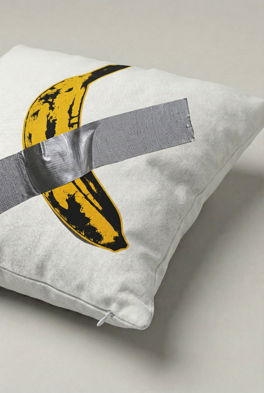 Muz ve Gri Bant Pop Art Desenli Kırlent Kılıfı 195 – Banana Tape Tasarım 45x45 cm ürün görseli 2
