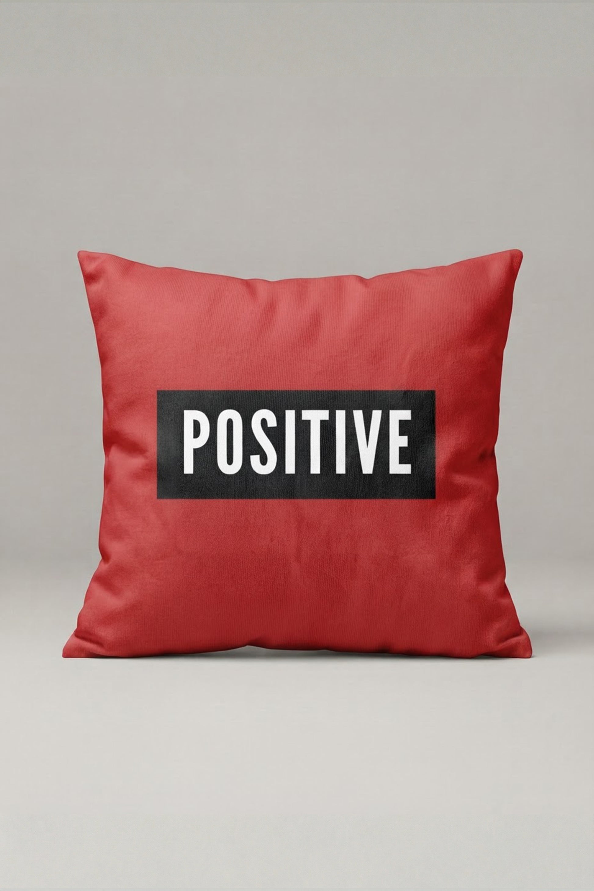 Kırmızı Positive Yazılı Kırlent Kılıfı 200 – Positive Red Tasarım 45x45 cm ürün görseli 1