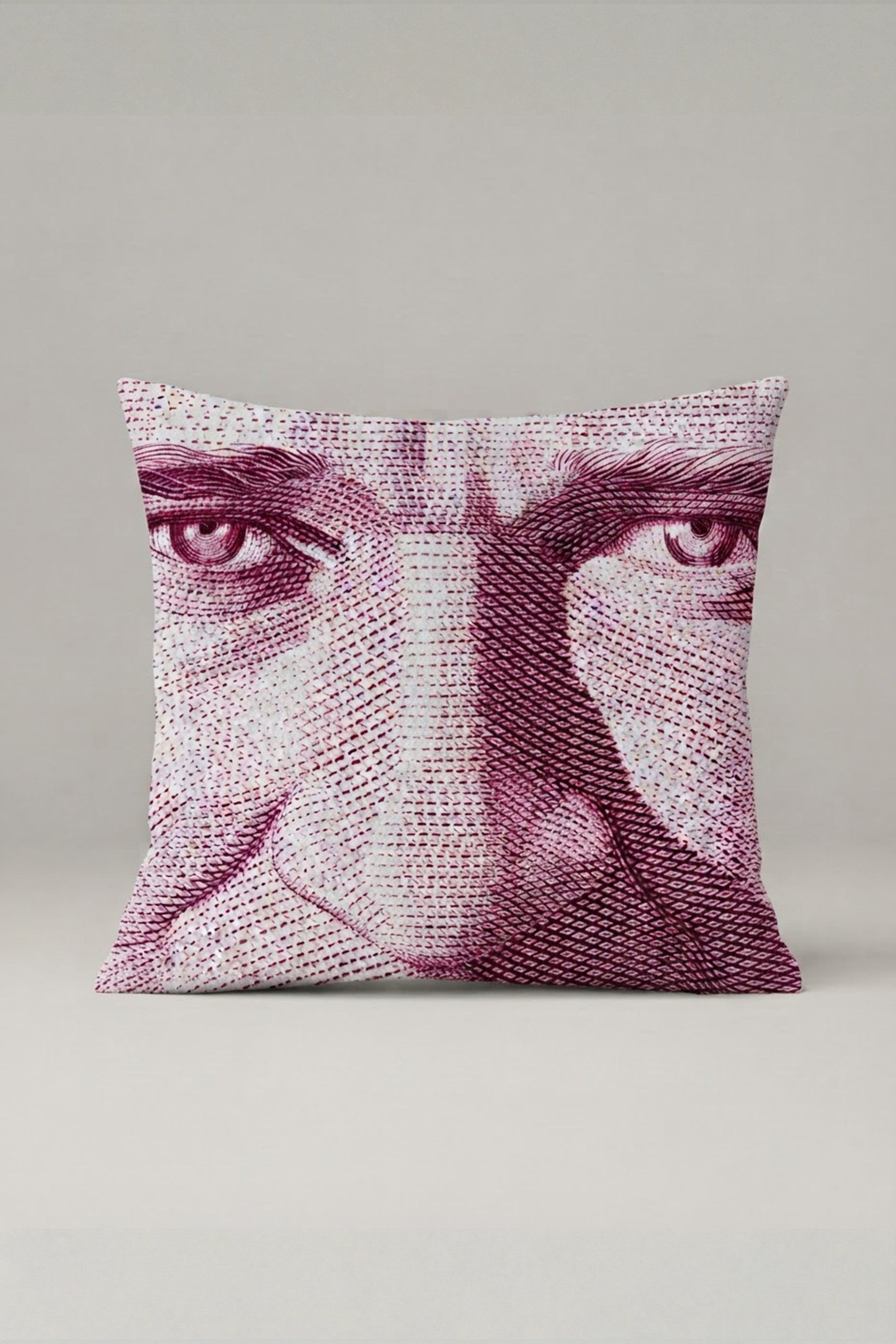 Fuşya Noktalı Sanatsal Yüz Desenli Kırlent Kılıfı 217 – Magenta Gaze Tasarım 45x45 cm ürün görseli 1