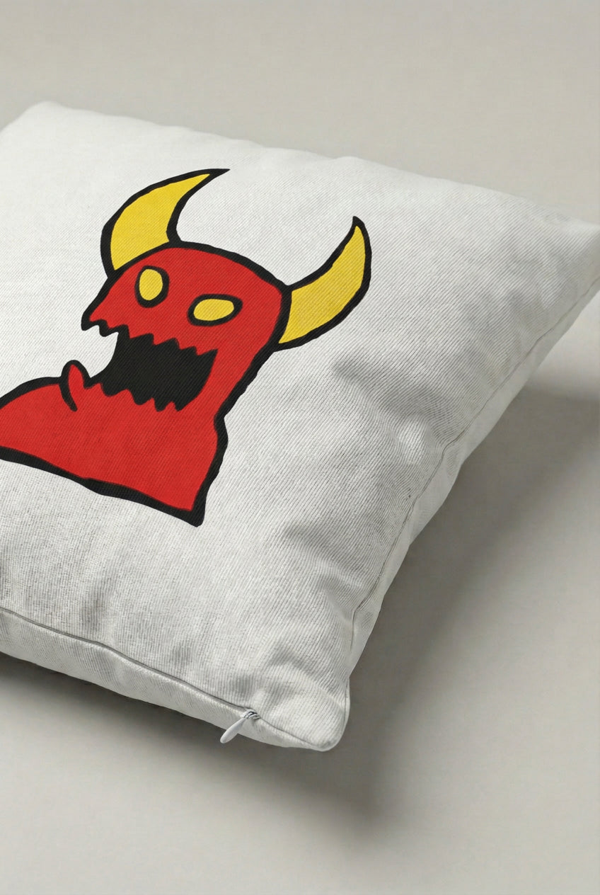Kırmızı Sarı Şeytan Karakterli Kırlent Kılıfı 222 – Little Devil Tasarım 45x45 cm ürün görseli 2