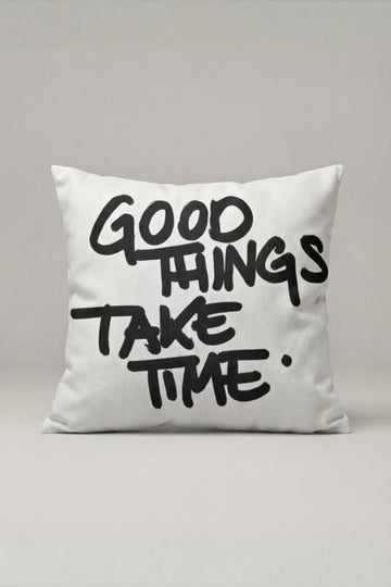 Good Things Take Time Yazılı Kırlent Kılıfı 223 – Good Things Tasarım 45x45 cm ürün görseli 1