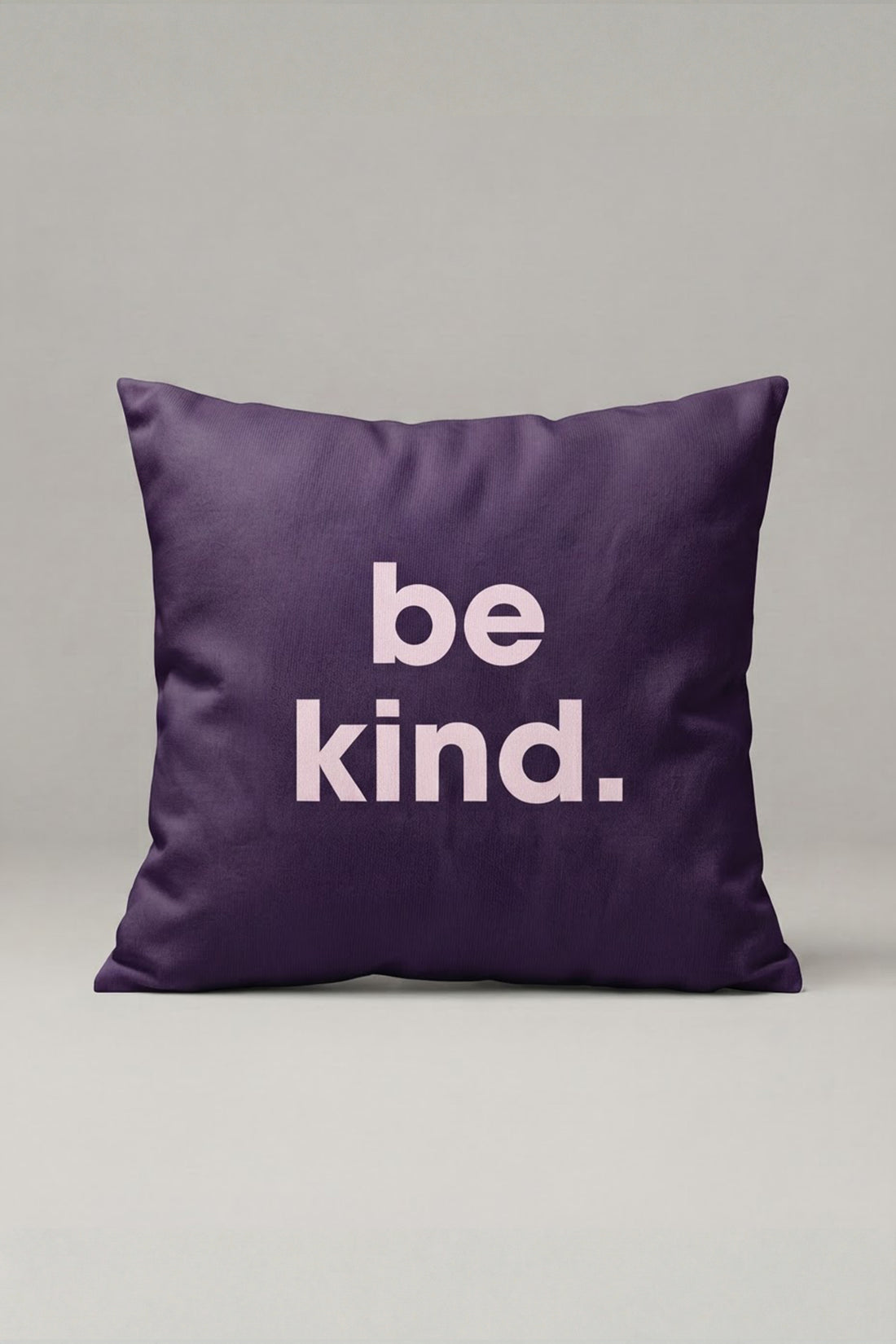 Mor Be Kind Yazılı Kırlent Kılıfı 236 – Be Kind Purple Tasarım 45x45 cm ürün görseli 1