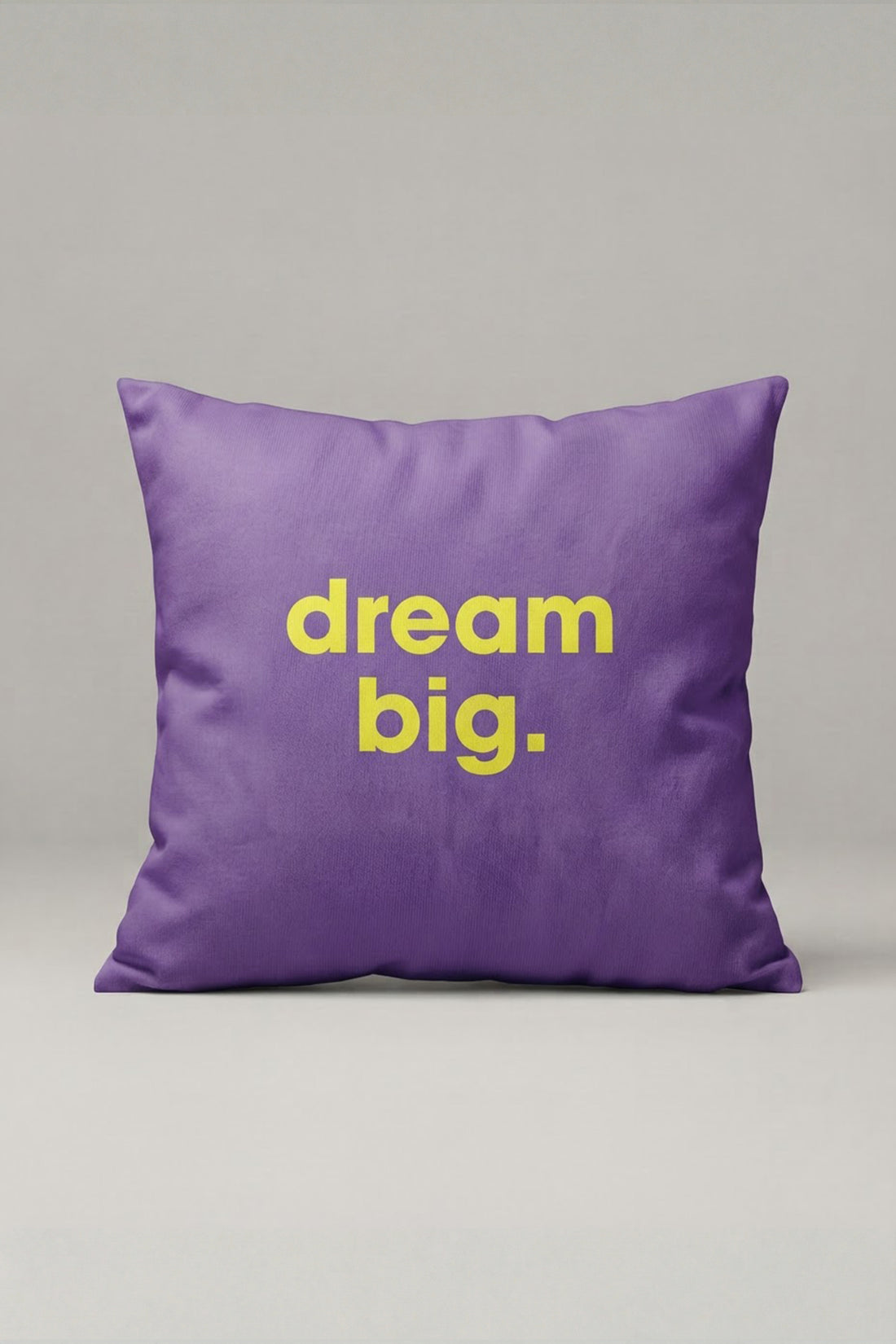 Mor Dream Big Yazılı Kırlent Kılıfı 252 – Dream Big Purple Tasarım 45x45 cm ürün görseli 1