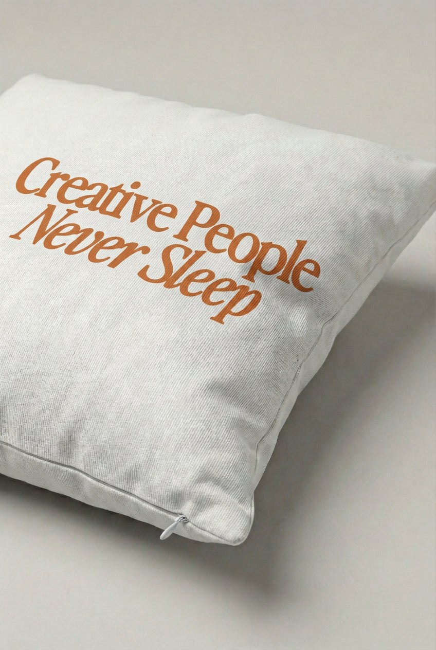 Krem Creative People Never Sleep Yazılı Kırlent Kılıfı 266 – Creative People Tasarım 45x45 cm ürün görseli 2