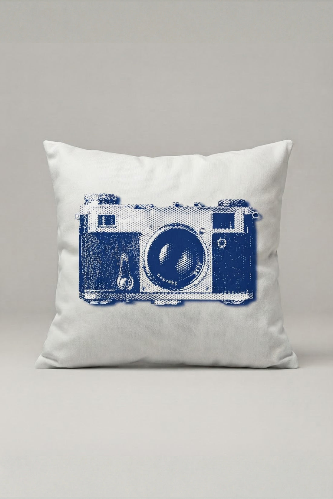 Mavi Vintage Fotoğraf Makinesi Desenli Kırlent Kılıfı 267 – Blue Camera Tasarım 45x45 cm ürün görseli 1