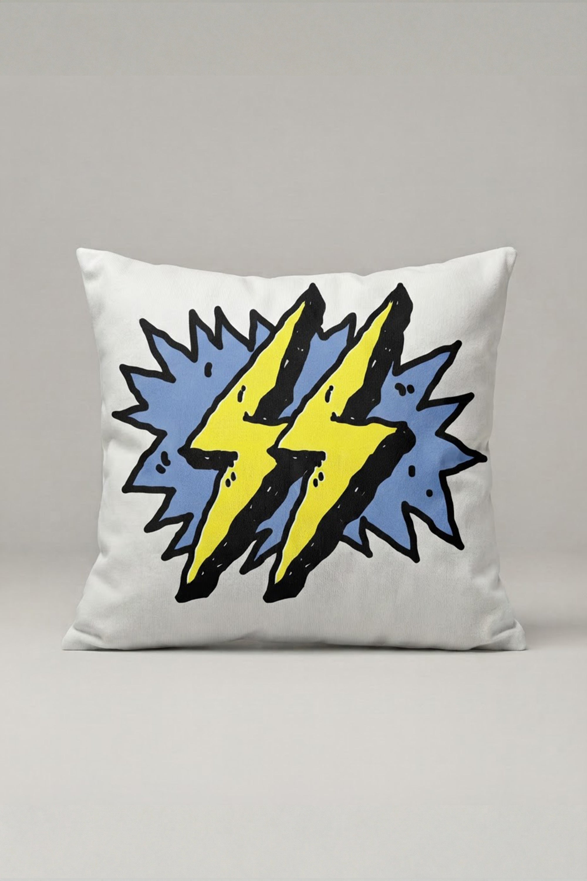 Sarı Şimşekli Pop Art Desenli Kırlent Kılıfı 280 – Electric Flash Tasarım 45x45 cm ürün görseli 1