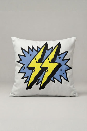 Sarı Şimşekli Pop Art Desenli Kırlent Kılıfı 280 – Electric Flash Tasarım 45x45 cm ürün görseli 1
