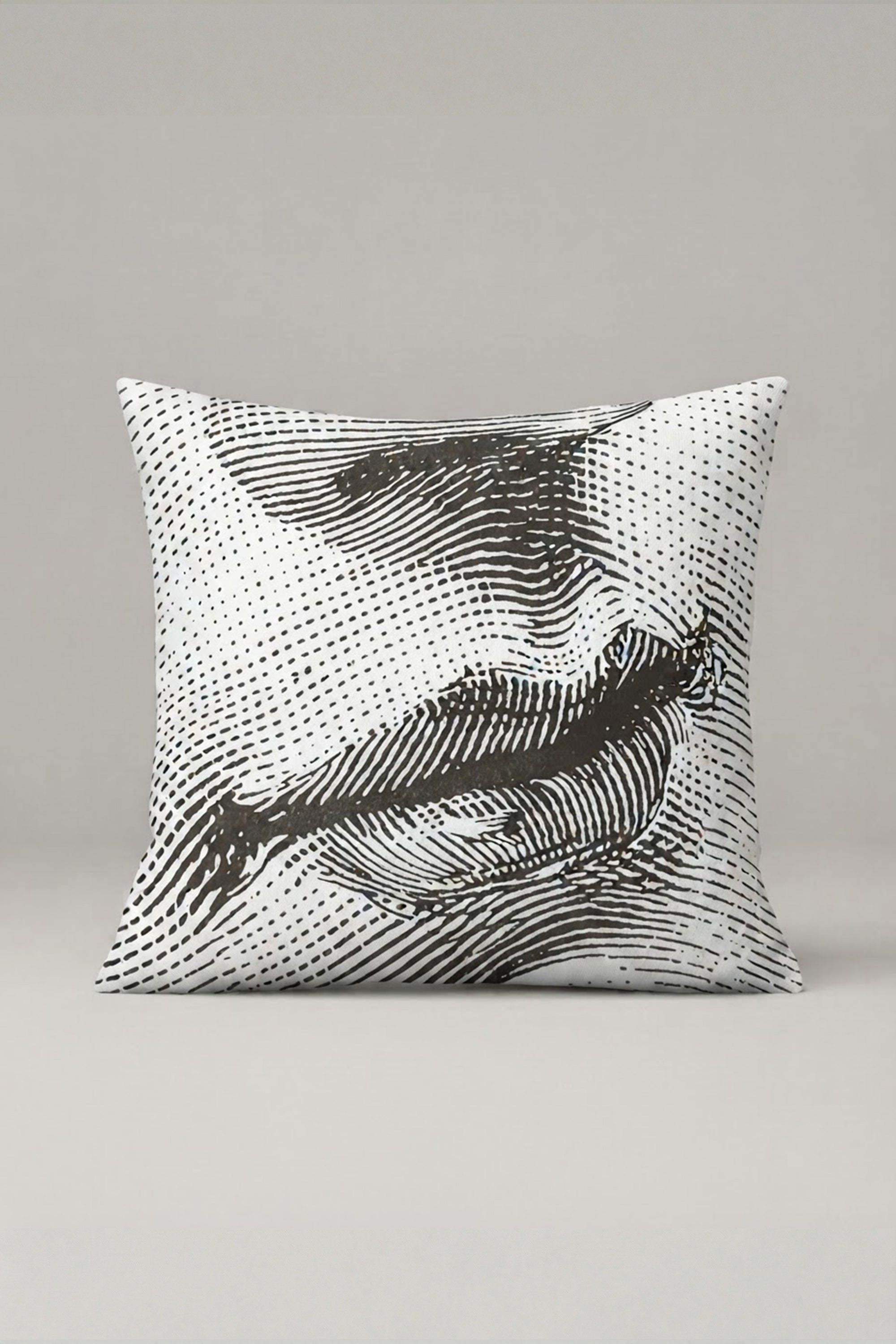 Siyah Beyaz Sanatsal El Desenli Kırlent Kılıfı 304 – Artistic Hands Tasarım 45x45 cm ürün görseli 1