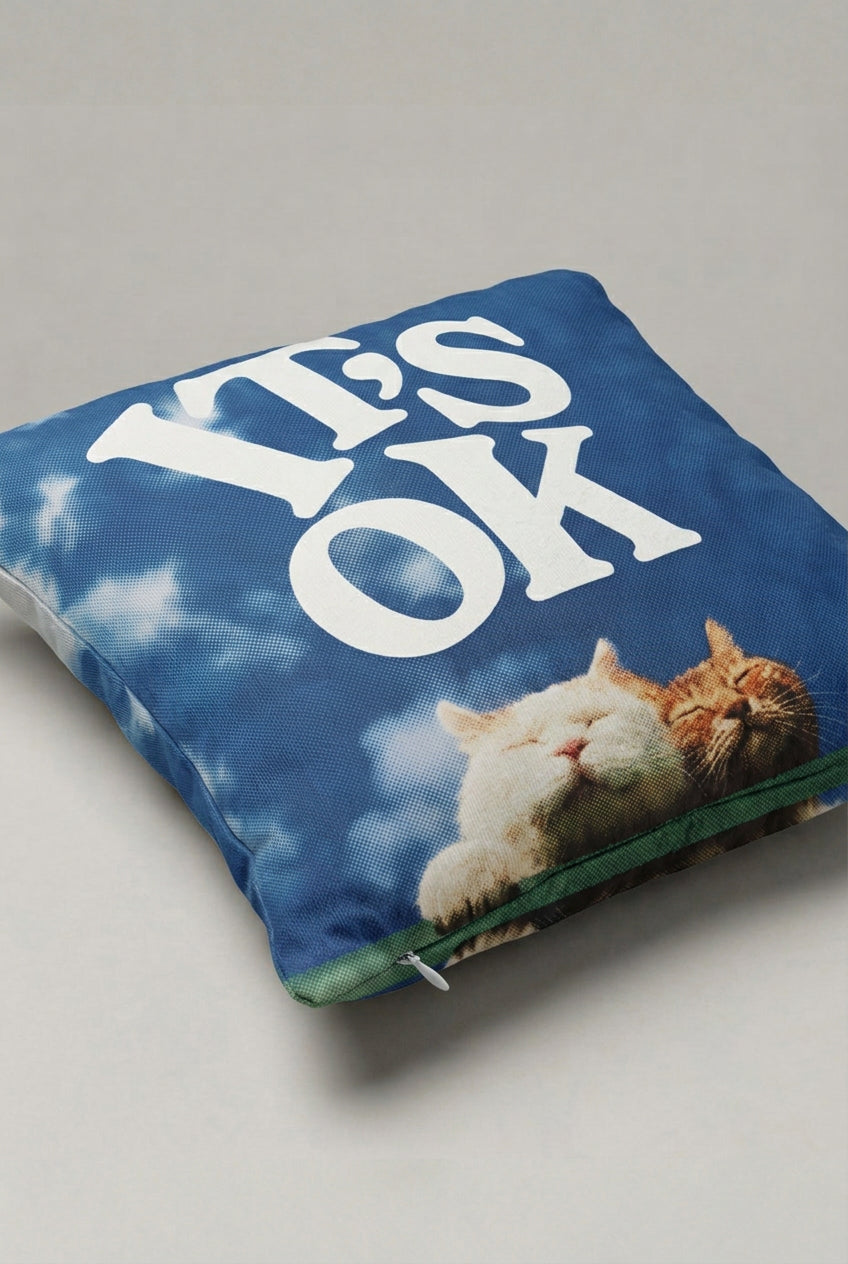 Mavi It's Ok Yazılı ve Uyuyan Kedi Desenli Kırlent Kılıfı 306 – Sleepy Cat Okay Tasarım 45x45 cm ürün görseli 2
