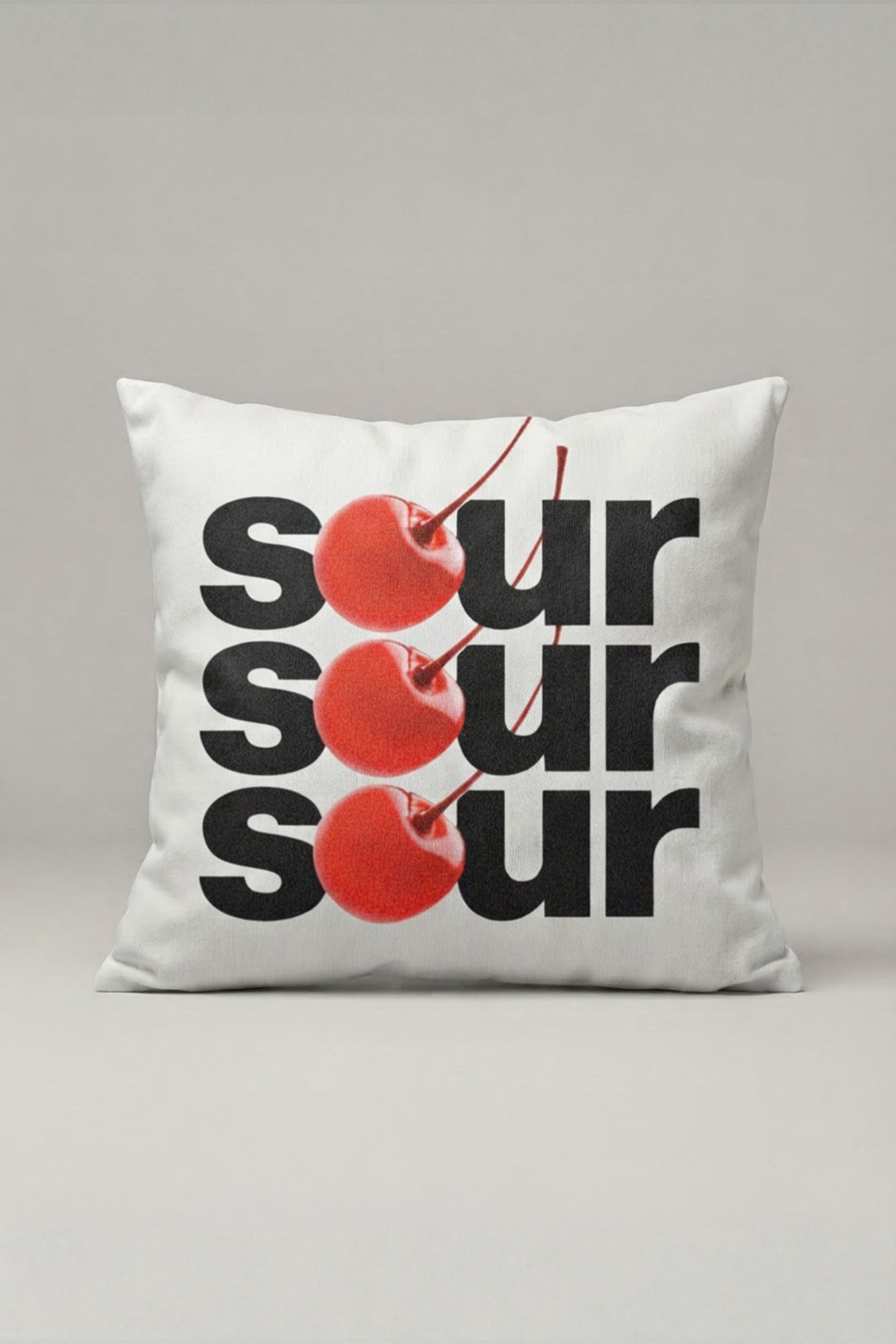 Siyah Kırmızı Sour Yazılı Kırlent Kılıfı 336 – Sour Cherry Type Tasarım 45x45 cm ürün görseli 1