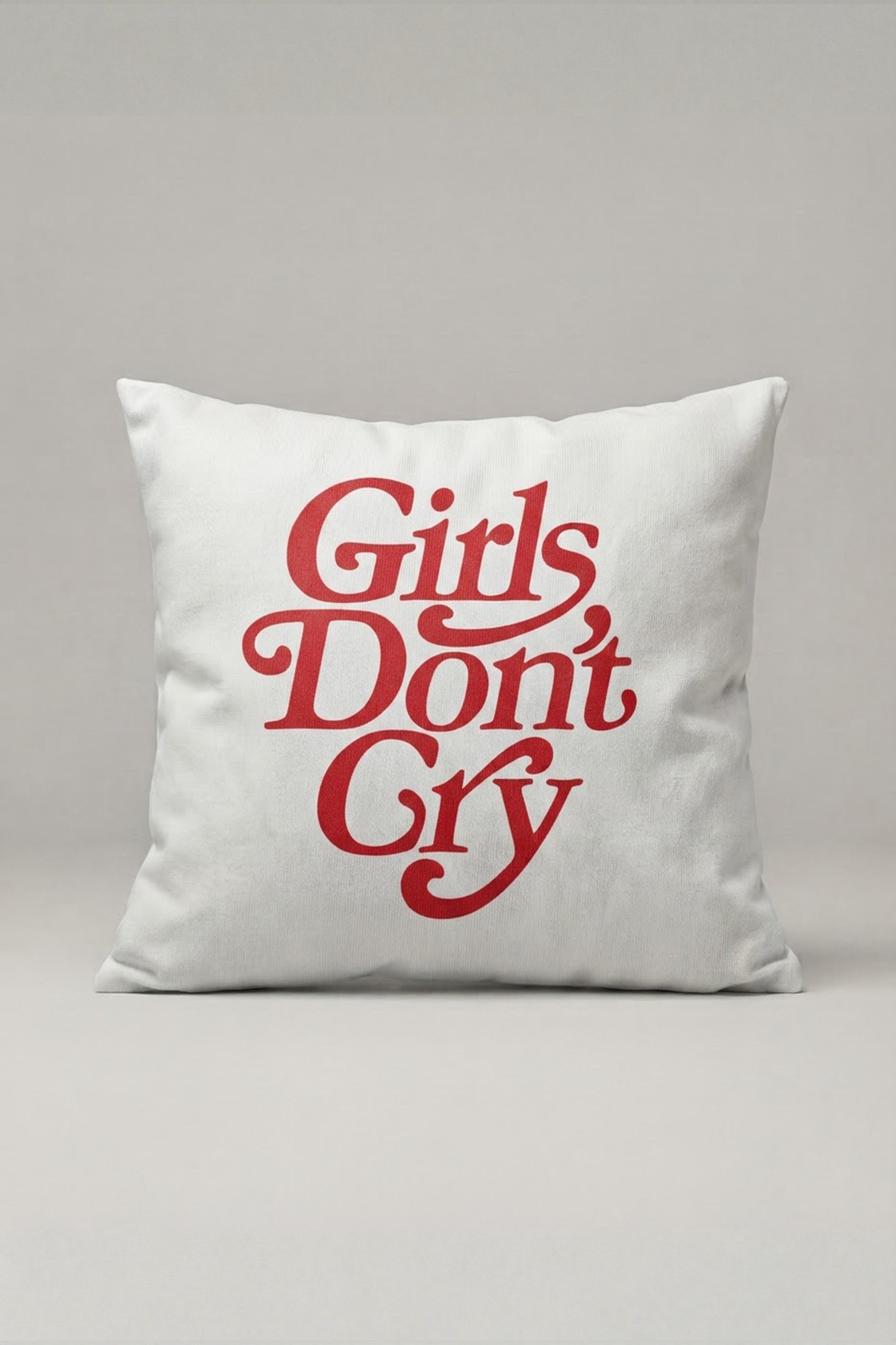 Girls Don't Cry Yazılı Kırlent Kılıfı 339 – Girls Don't Cry Tasarım 45x45 cm ürün görseli 1